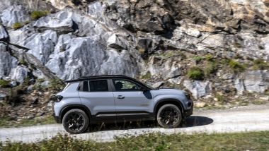 Jeep Avenger The North Face Edition: in off-road grazie a motore da 136 CV e trazione efficace