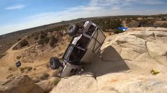 Jeep Cherokee: il volo di una 15enne al Chokecherry Canyon. Video