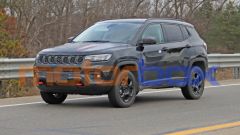 Jeep Compass Trailhawk 2022: foto spia del nuovo prototipo