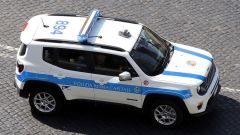 Polizia Locale di Roma, arrivano in dotazione 40 Jeep Renegade 4xe plug-in