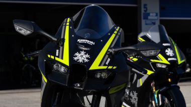 Kawasaki ZX-10RR Winter Test Limited Edition: il logo del fiocco di neve sotto il cupolino