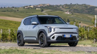 Kia EV2 Long Range e Kia Open Lab: atteria da 61 kWh e autonomia fino a 453 km