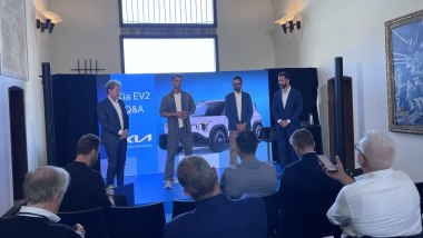 Kia EV2 Long Range e Kia Open Lab: un momento della presentazione alla stampa