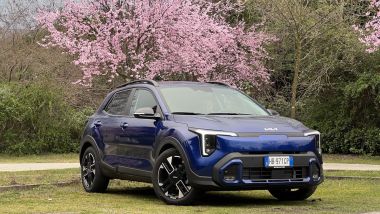 Kia Stonic 1.0 TGD-i 7 DCT GT Line: poco meno di 31.000 euro e 7 anni di garanzia