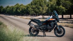 Nuova KTM 1390 Super Adventure S 2025: info su motore e prezzo 