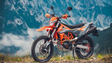 KTM 690 Enduro R 2025: il monocilindrico LC4 sarà accreditato di 79 CV nonostante l'Euro 5+