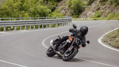 KTM 990 Duke: le curve sono il suo habitat