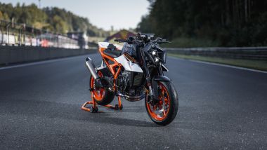 KTM 990 Duke R 2025