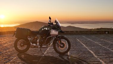 La BMW F 900 GS Adventure 2026