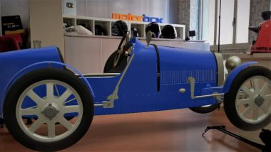 La Bugatti Baby II in realtà aumentata: la foto scattata con lo smartphone