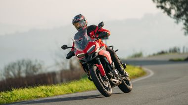 La Ducati Multistrada V2 2025 in strada