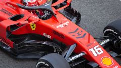 Ferrari "copia" Mercedes: due versioni dell'auto F1 2020