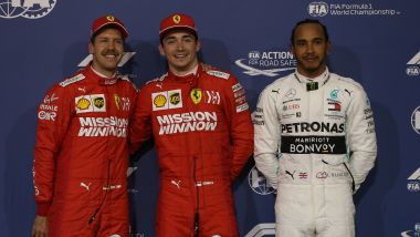 La foto dei primi tre delle qualifiche del GP Bahrain: Leclerc, Vettel e Hamilton