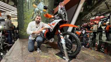 La KTM 390 Adventure R è stata presentata a EICMA 