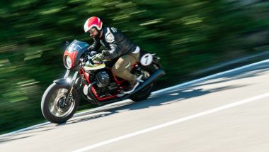 La Moto Guzzi V7 Racer 10° Anniversario non verrà commercializzata in Italia