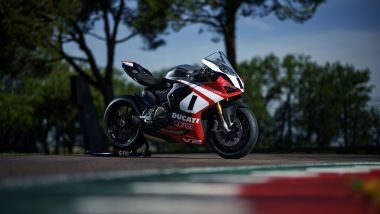 La nuova Panigale V2 Superquadro Final Edition celebra la storia dei bicilindrici a V di Ducati