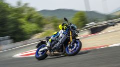 Top 10 moto e scooter 2022: Vespa, TRK 502, TMax, Multistrada V4