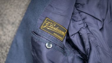 L'abito blu di Enzo Ferrari. Ora &egrave; all'asta. (Credits: RM Sotheby's)