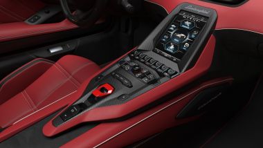 Lamborghini Countach LPI 800-4: la console centrale