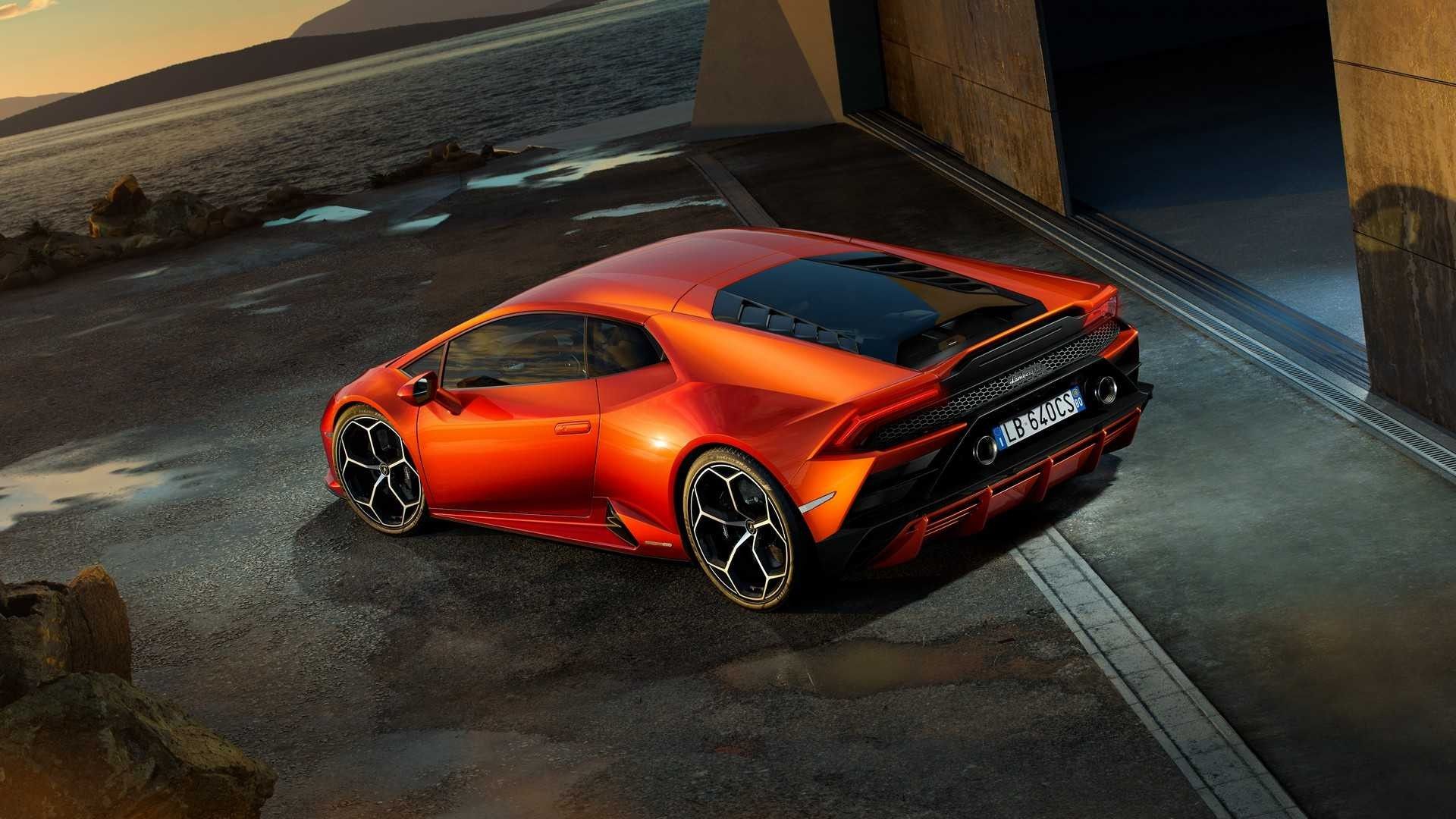 Lamborghini Huracan EVO 2019: prezzo, scheda tecnica, novità