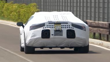Lamborghini Huracan Sterrato: la supercar da fuoristrada potrebbe arrivare nel 2023