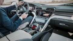 Lamborghini Urus: la foto degli interni, con Audi Drive Select
