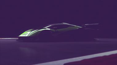 Lamborghini V12 2020: l'immagine schiarita per evidenziarne le linee