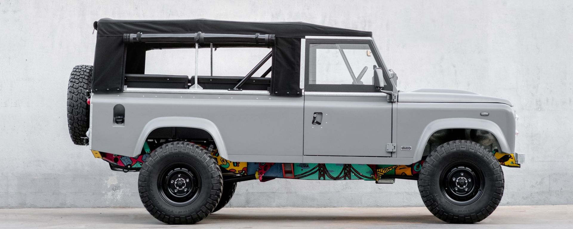 Land Rover Art 110 la Defender diventa opera d'arte di Vasco Costa