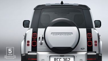 Land Rover, cinque anni di garanzia per Defender