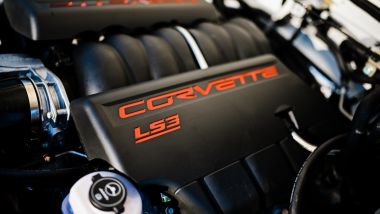Land Rover Defender 130 Restomod: il crate engine LS3 di Corvette