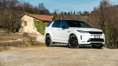 Land Rover Discovery Sport: il frontale