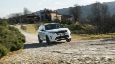 Land Rover Discovery Sport: in off-road va meglio di altri SUV dello stesso segmento