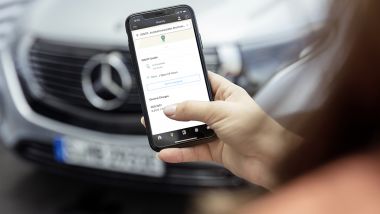 L'applicazione smartphone Mercedes me Charge