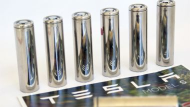 Le celle batteria Tesla-Panasonic di forma cilindrica
