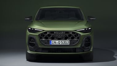 Le luci della nuova Audi Q5 Sportback 2025 hanno firme luminose personalizzabili