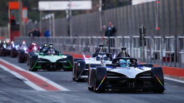 Single-seater Formula E Gen 3 riders enter the Ricardo Tormo Circuit in Valencia for the 2022-23 winter testing
