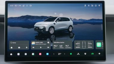 Leapmotor B10: display centrale da ben 14,6'' con comandi touch non sempre pratici