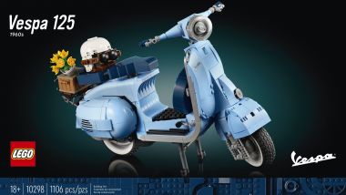 LEGO Vespa 125: il modello in vendita dal 1 marzo