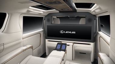 Lexus LM: abitacolo