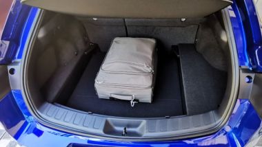 Lexus UX 300h, il bagagliaio