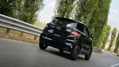 Ligier gamma 2026: il quadriciclo BEV &egrave; agile nel traffico e se la cava fuori citt&agrave;