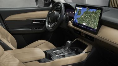 L'interno di nuova Mazda CX-5: peccato l'audio non venga in foto...