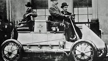 Lohner-Porsche Mixte Hybrid, la prima auto ibrida al mondo