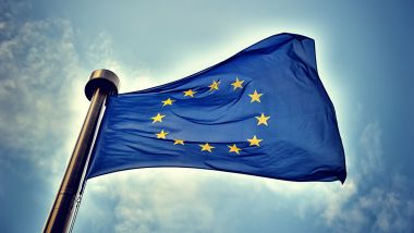 L'Unione Europea boccia il testo di legge sui seggiolini antiabbandono