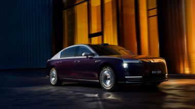 Maextro S800: un design che si ispira alle berline di lusso Rolls-Royce