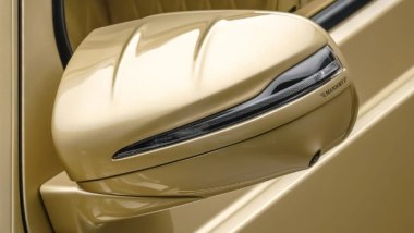 Mansory P720: il guscio dello specchio &egrave; dorato come tutte le finiture esterne