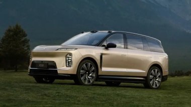 Maxi SUV elettrici e ibridi rovinano le strade in Cina: allo studio le contromisure del governo