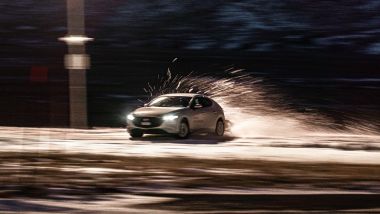 Mazda AWD Experience: la Mazda3 a controlli spenti lascia spazio ai traversi