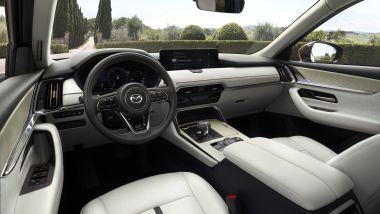 Mazda CX-80, gli interni