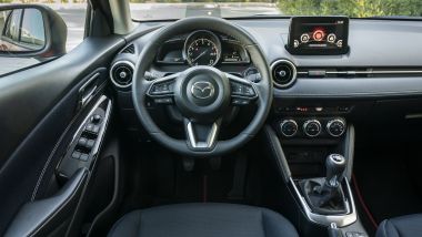 Mazda2 2020 interni
